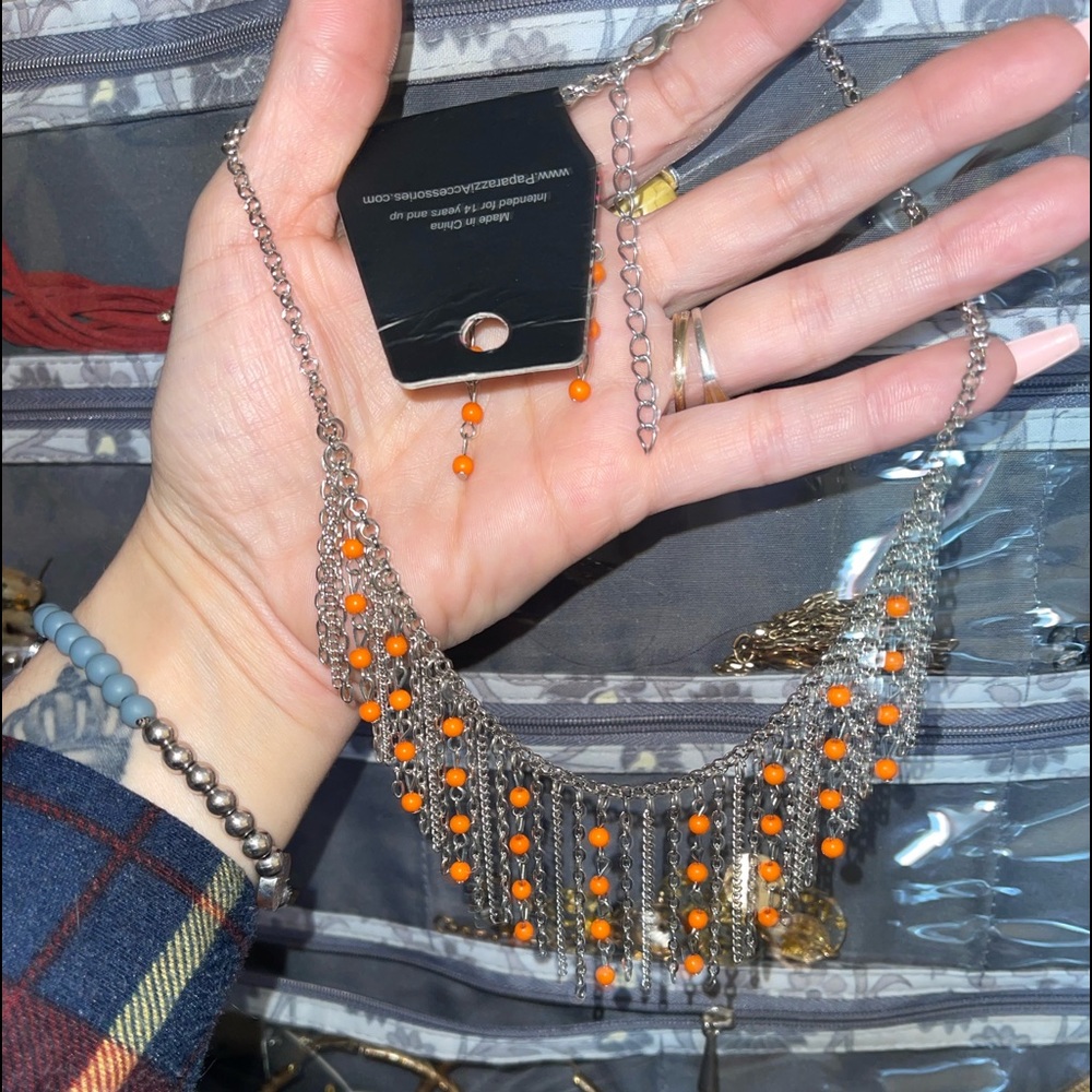 Jewelry by Paparazzi necklace with matching earrings